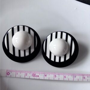 Vintage Black and White Striped wood & enamel Button pierced Earrings - mint!